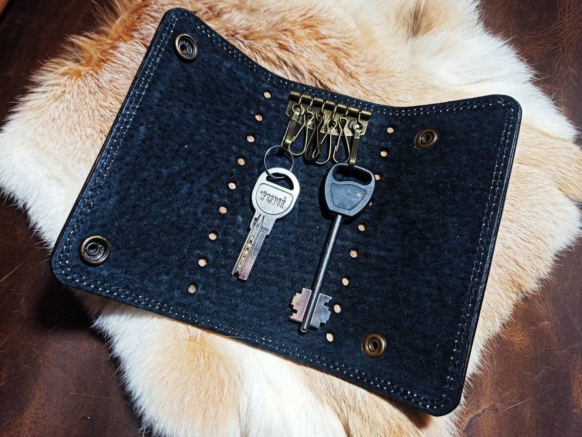 Leather key holder,Key case,Leather key case,Key organizer,Key wallet,Leather key organizer,Wallet key holder,Leather key holder case